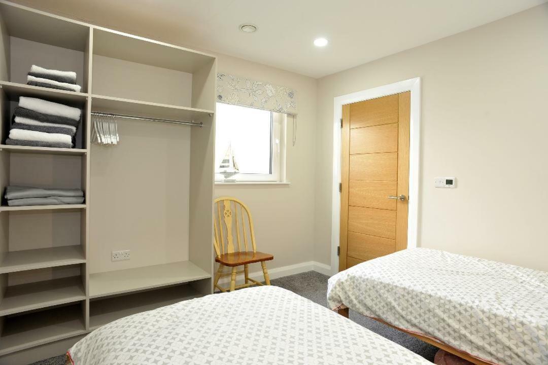 Apartment 10, South Pier, 13-14 Kerr Street, Portrush Exterior photo